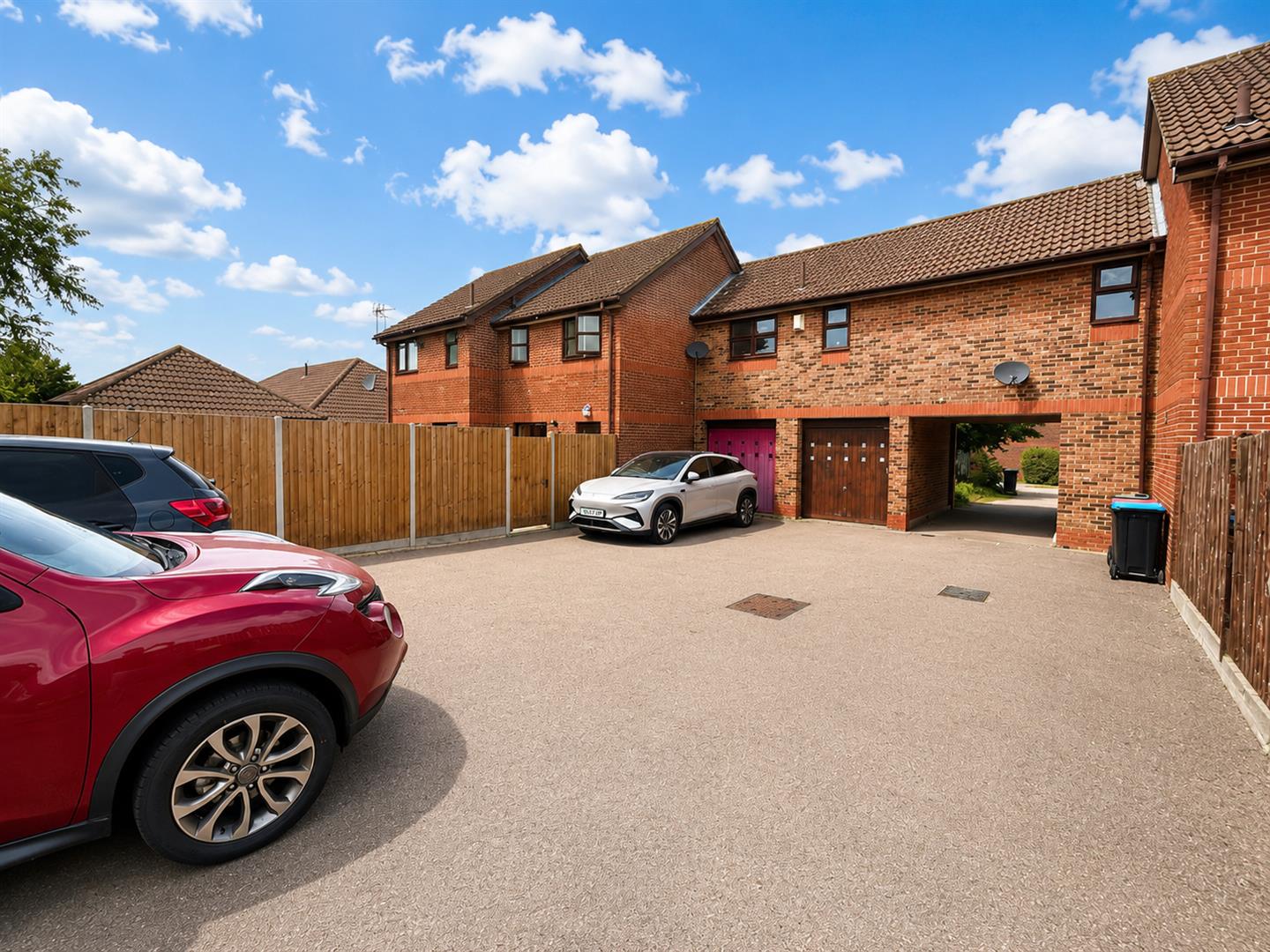 Boxberry Gardens, Walnut Tree, Milton Keynes